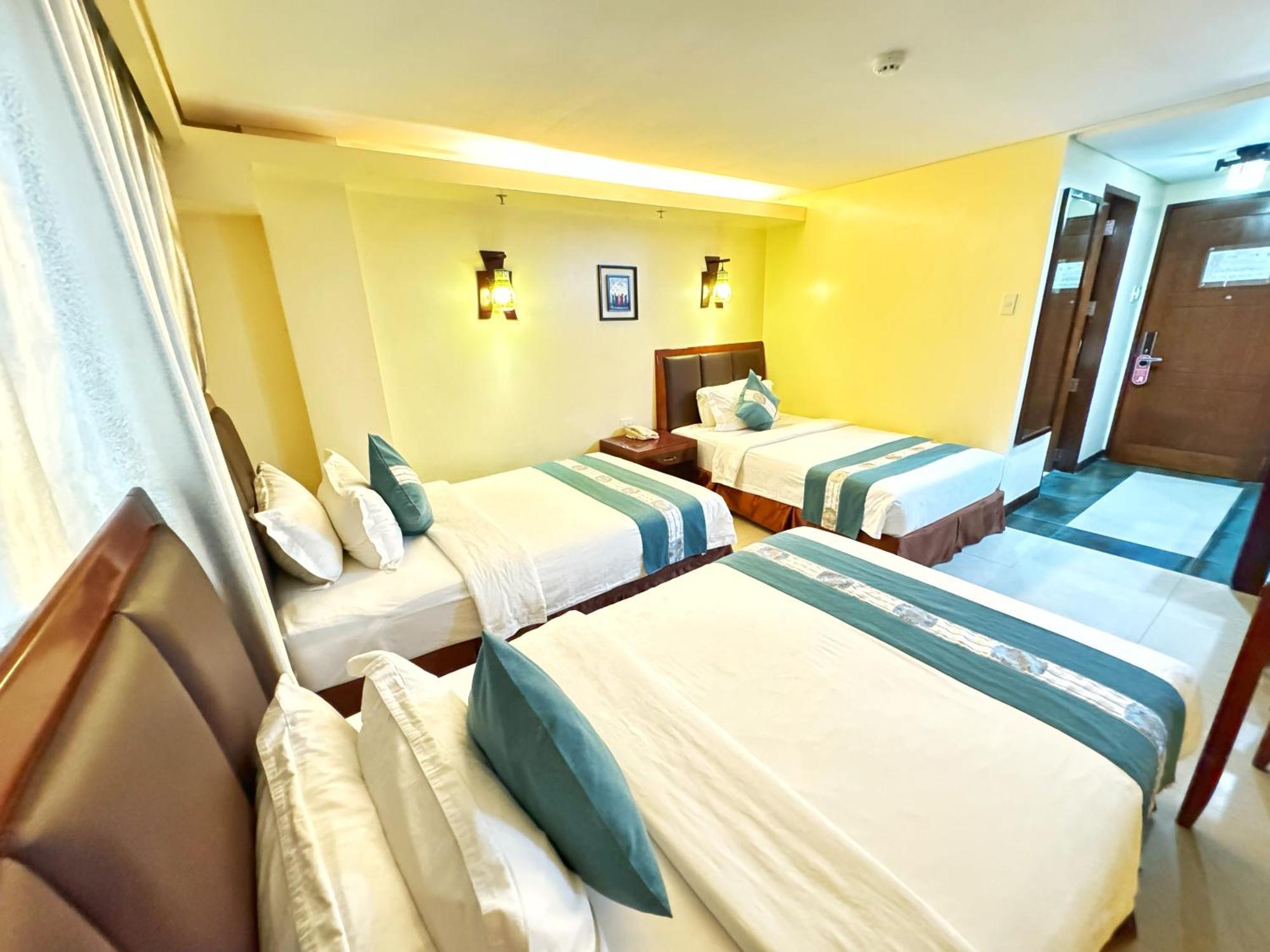 Golden Phoenix Hotel Boracay Manoc-Manoc Buitenkant foto
