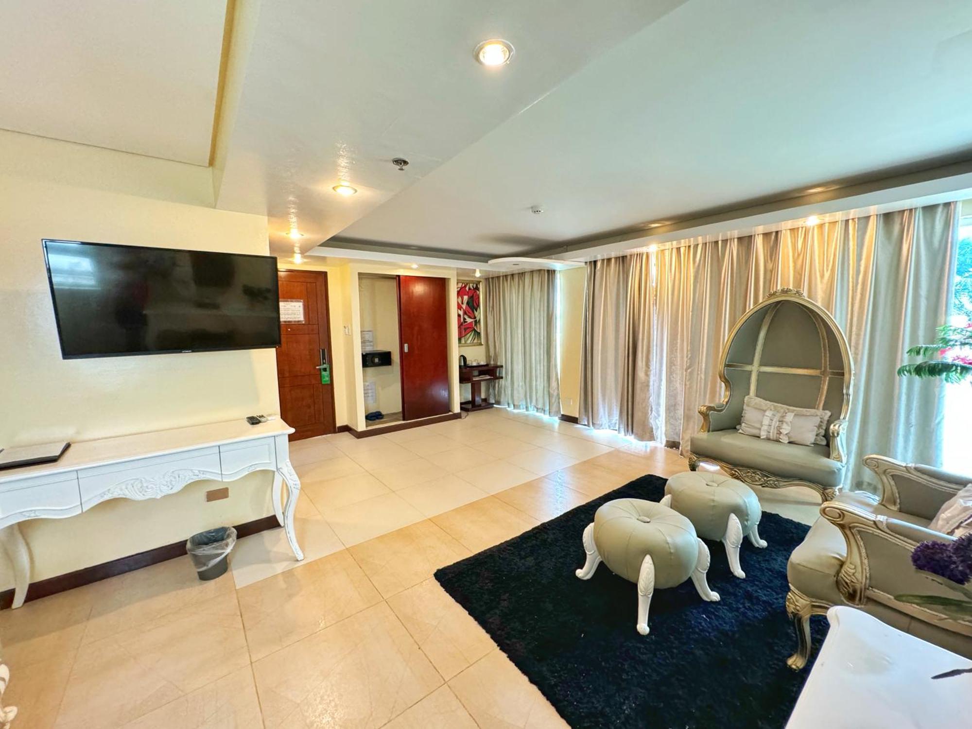 Golden Phoenix Hotel Boracay Manoc-Manoc Buitenkant foto