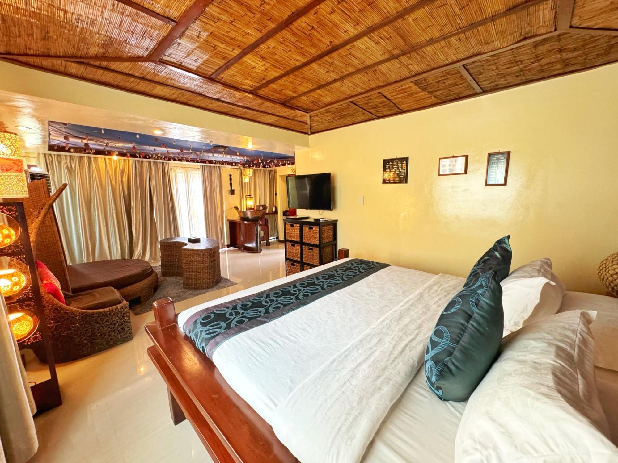 Golden Phoenix Hotel Boracay Manoc-Manoc Buitenkant foto