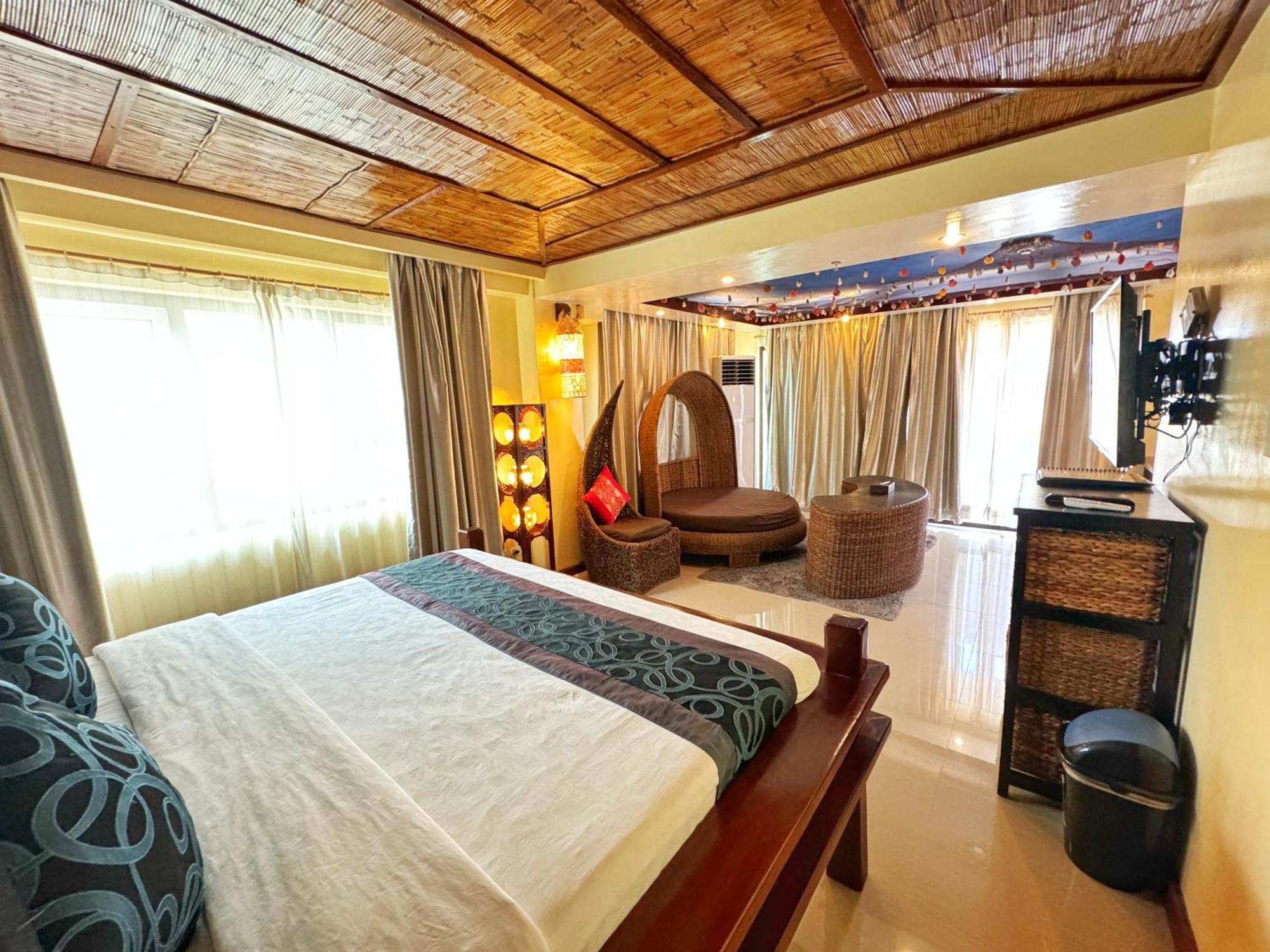 Golden Phoenix Hotel Boracay Manoc-Manoc Buitenkant foto