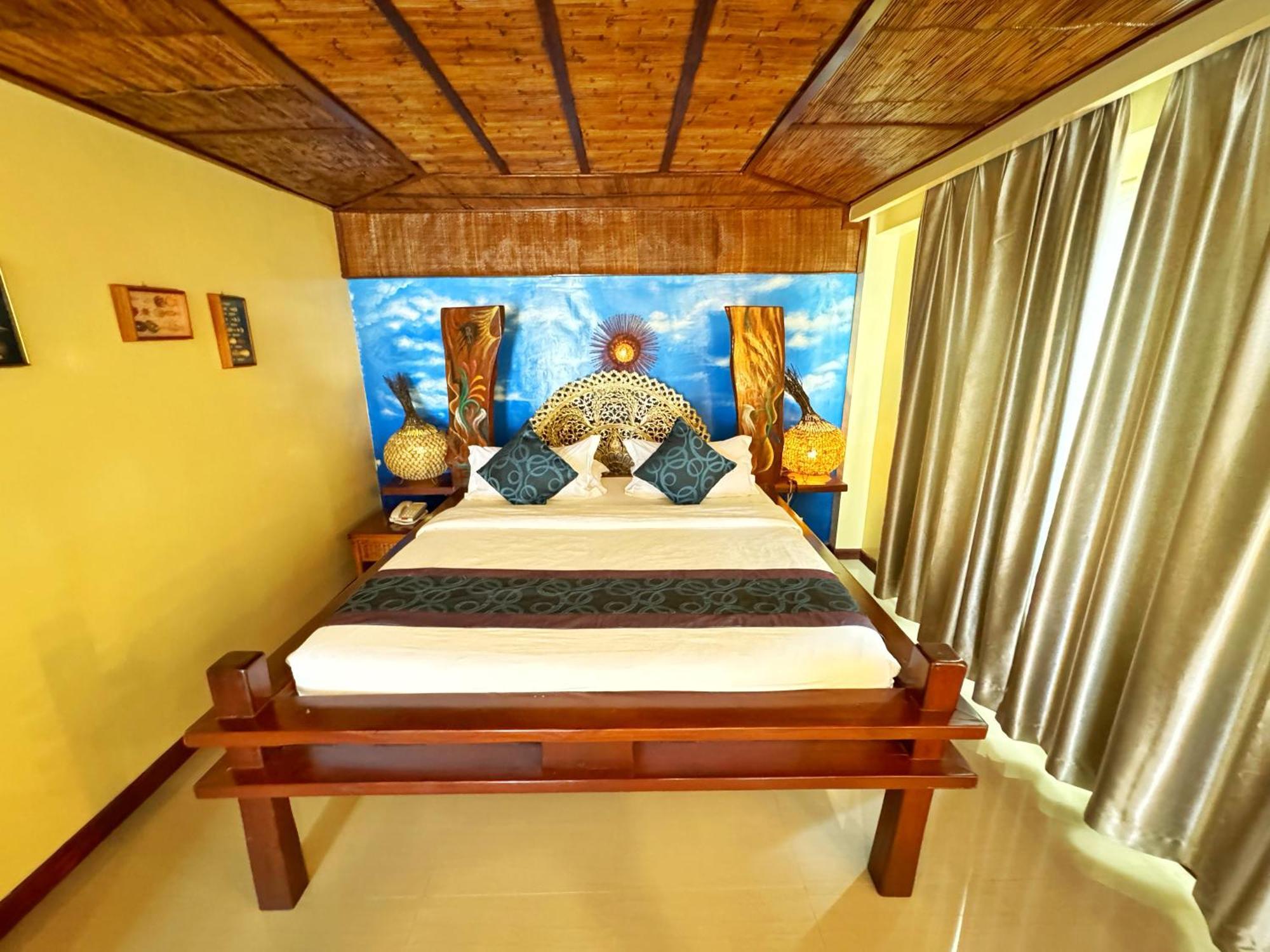 Golden Phoenix Hotel Boracay Manoc-Manoc Buitenkant foto